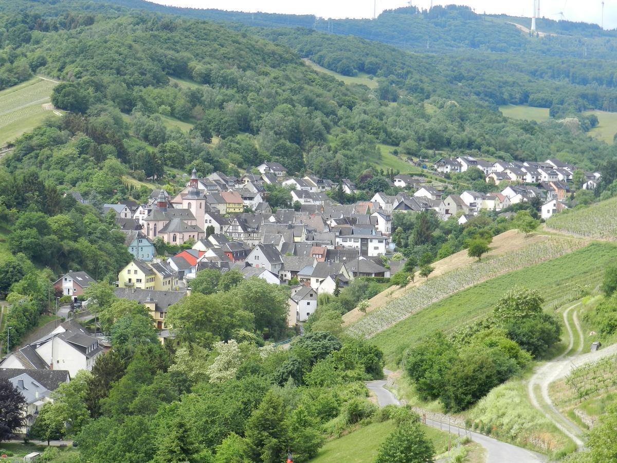 Weingut Stassen Hotell Oberheimbach Eksteriør bilde